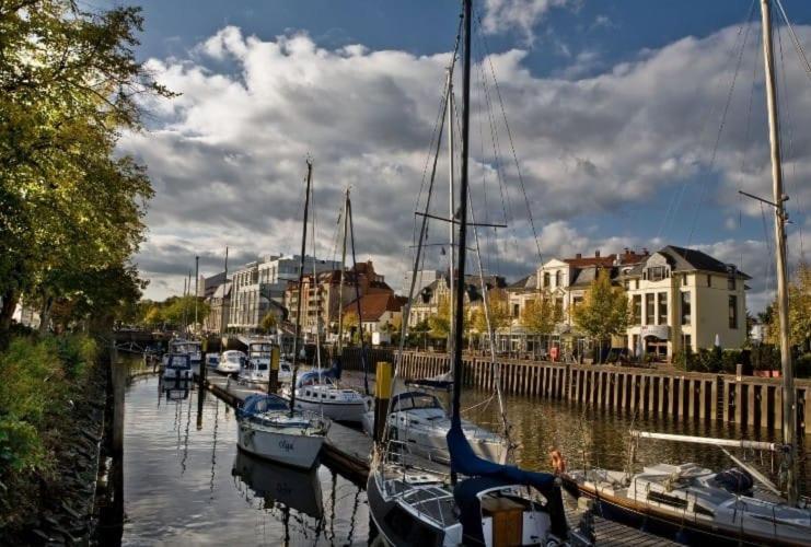 Hafenperle Ferienwohnung Am Alten Stadthafen In Oldenburg - Zentrale City Lage Buitenkant foto