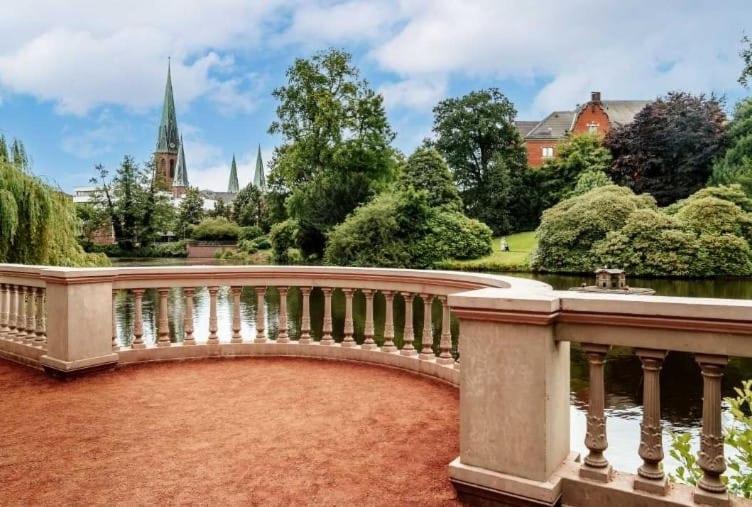 Hafenperle Ferienwohnung Am Alten Stadthafen In Oldenburg - Zentrale City Lage Buitenkant foto